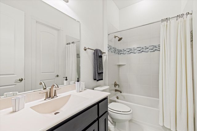 10933 Smoky Oak Trail, Flower Mound, TX 76226