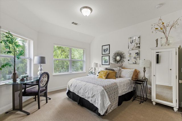 10933 Smoky Oak Trail, Flower Mound, TX 76226