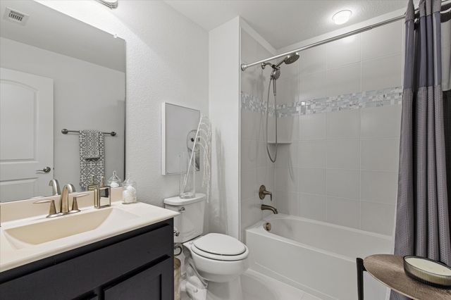 10933 Smoky Oak Trail, Flower Mound, TX 76226