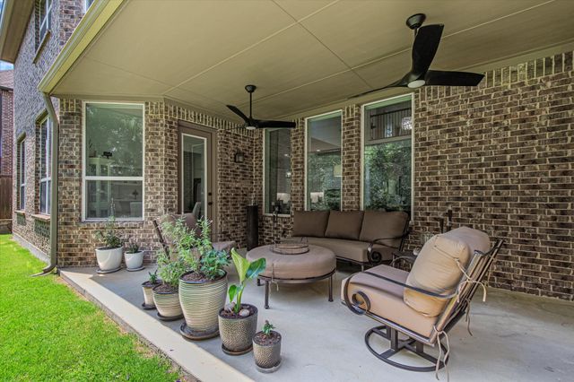 10933 Smoky Oak Trail, Flower Mound, TX 76226