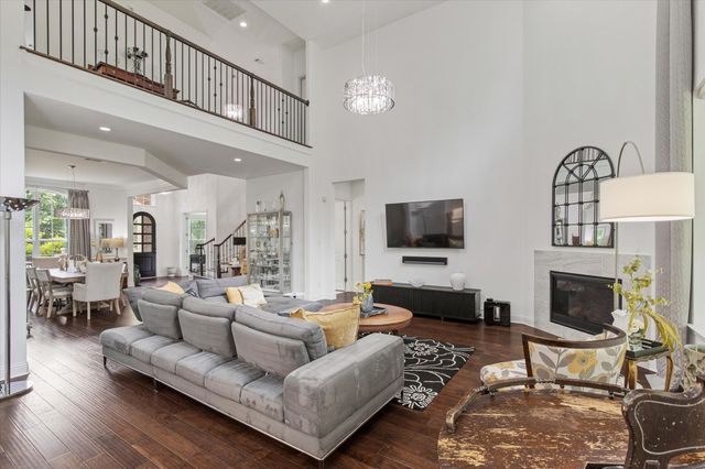 10933 Smoky Oak Trail, Flower Mound, TX 76226