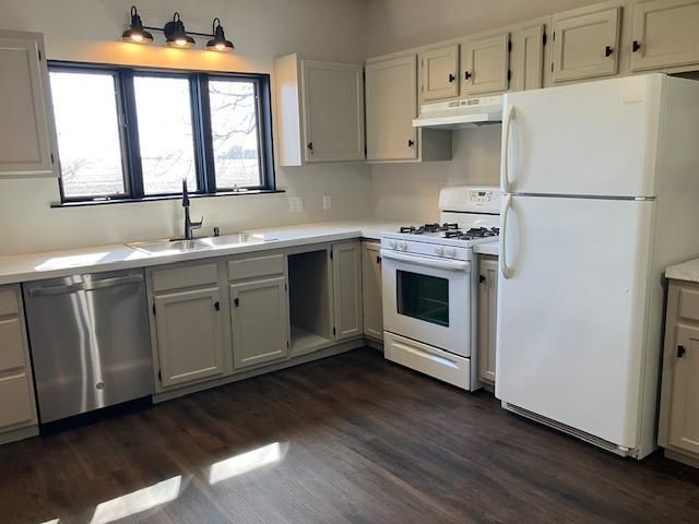 358 cypress Avenue, New Richland, MN 56072