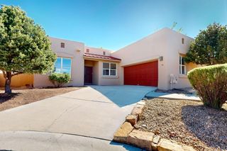 5 Wood Flower Place, Santa Fe, NM 87508