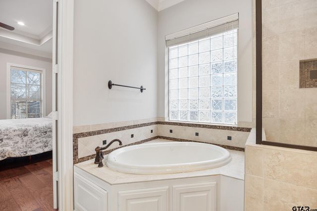 104 Elm Tree Cir, Bullard, TX 75757