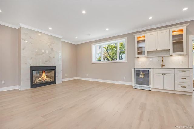 224 Oconnell Street, Massapequa Park, NY 11762