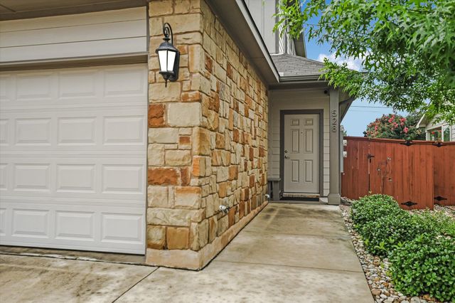 528 High Tech DR, Georgetown, TX 78626