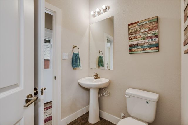 528 High Tech DR, Georgetown, TX 78626