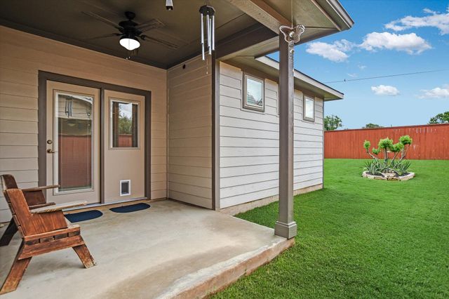 528 High Tech DR, Georgetown, TX 78626