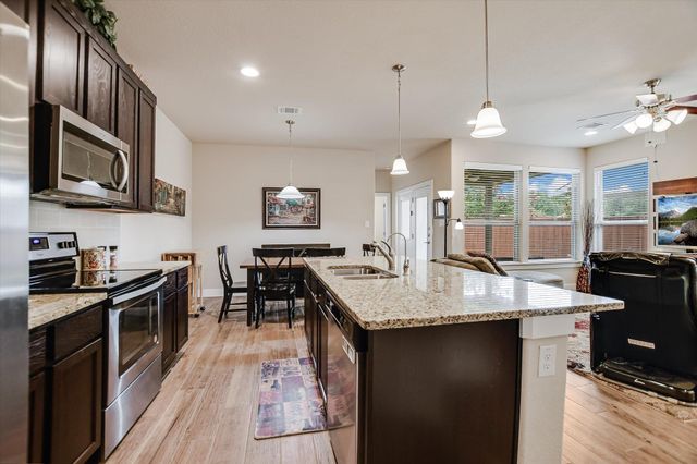 528 High Tech DR, Georgetown, TX 78626