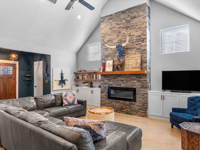 3134 N Haven Drive, Sherman, TX 75092