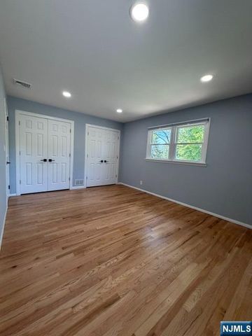 623 Doriskill Court, River Vale, NJ 07675