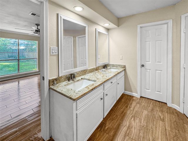 2535 River Ridge, Conroe, TX 77385