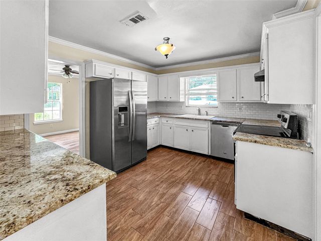 2535 River Ridge, Conroe, TX 77385