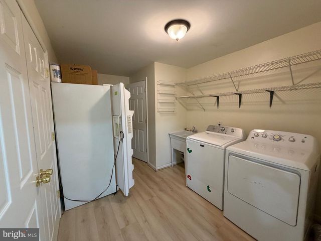 11523 WILD ACRE WAY, Fairfax Station, VA 22039