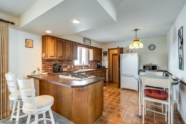 317 E Linwood Avenue, Akron, OH 44301