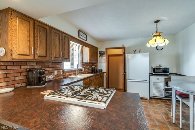 317 E Linwood Avenue, Akron, OH 44301