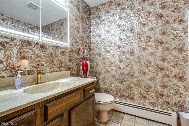 317 E Linwood Avenue, Akron, OH 44301