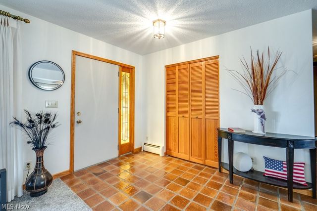 317 E Linwood Avenue, Akron, OH 44301