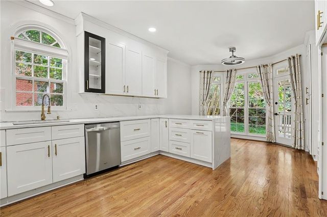 2710 Abbottswell Drive, Johns Creek, GA 30022