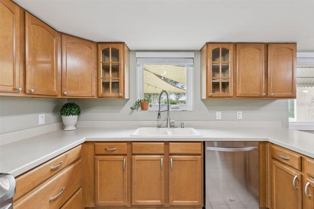 8328 CROSSWICKS DRIVE, Orlando, FL 32819