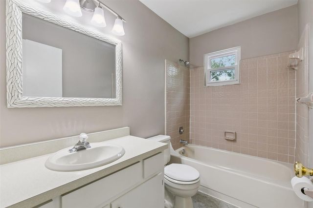8328 CROSSWICKS DRIVE, Orlando, FL 32819