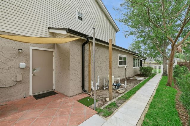 8328 CROSSWICKS DRIVE, Orlando, FL 32819