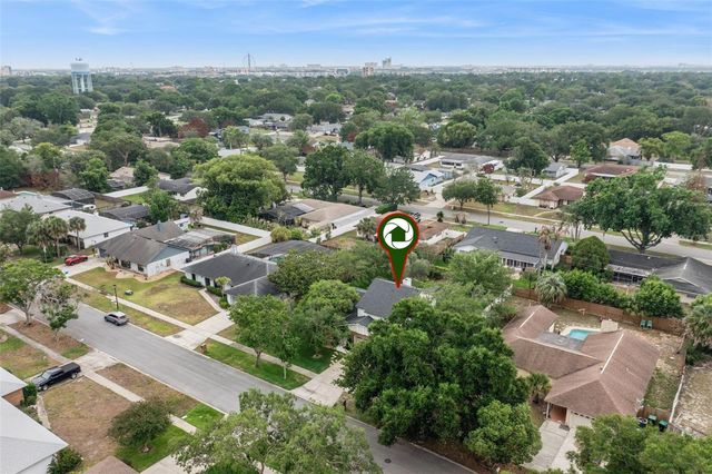 8328 CROSSWICKS DRIVE, Orlando, FL 32819