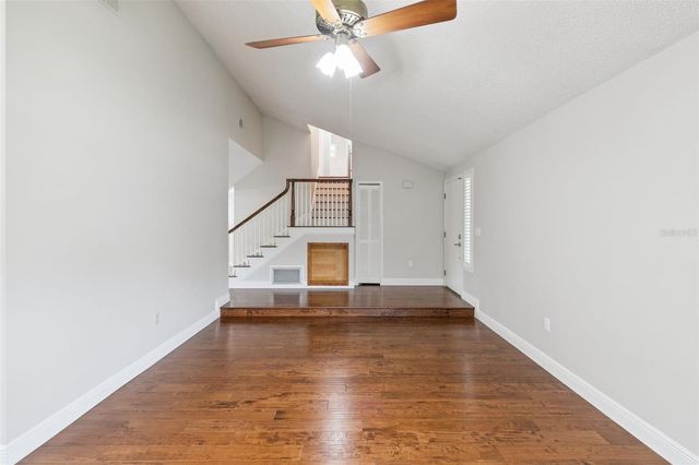 8328 CROSSWICKS DRIVE, Orlando, FL 32819