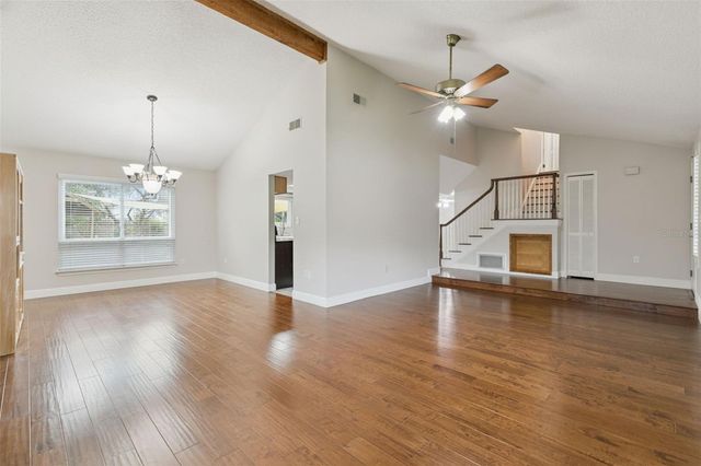 8328 CROSSWICKS DRIVE, Orlando, FL 32819