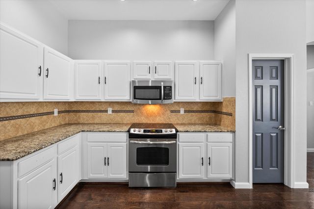 2204 Windcastle Drive, Mansfield, TX 76063