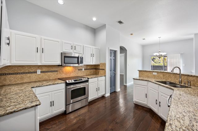 2204 Windcastle Drive, Mansfield, TX 76063