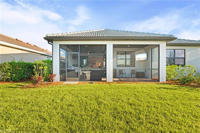 17039 Oakstead DR, Alva, FL 33920