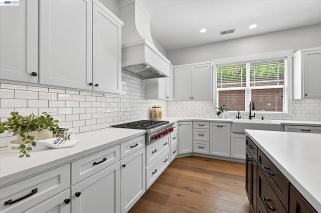 5830 Dresslar Cir, Livermore, CA 94550