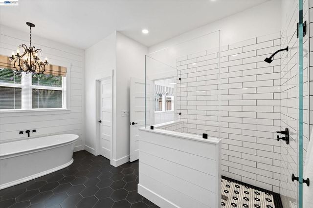 5830 Dresslar Cir, Livermore, CA 94550