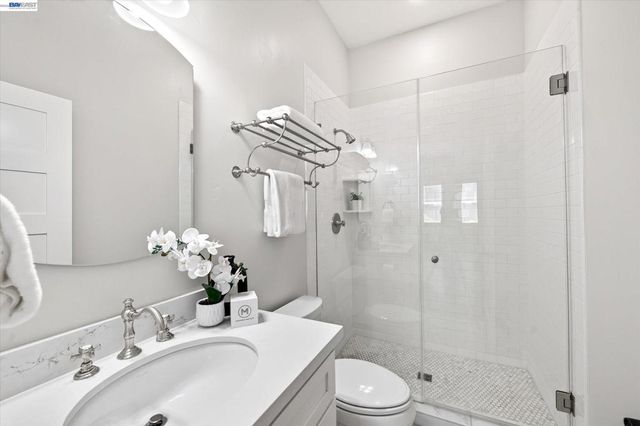 5830 Dresslar Cir, Livermore, CA 94550