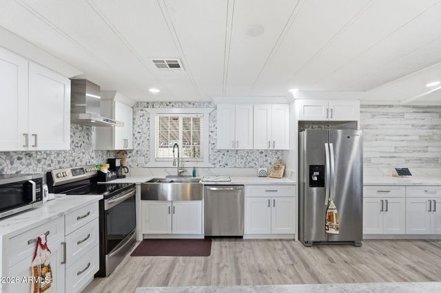 1621 E Villa Rita Drive, Phoenix, AZ 85022