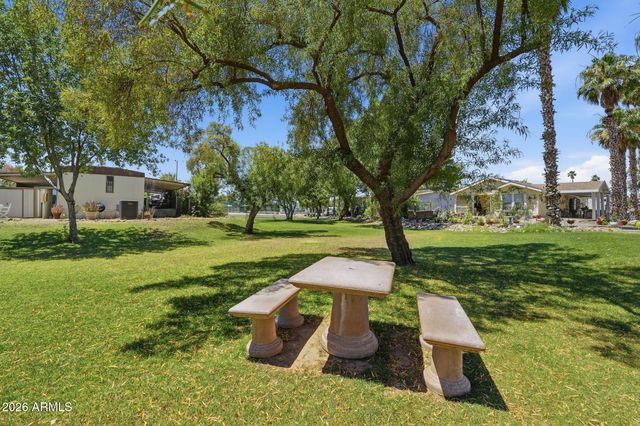 1621 E Villa Rita Drive, Phoenix, AZ 85022
