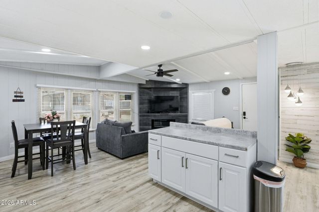 1621 E Villa Rita Drive, Phoenix, AZ 85022