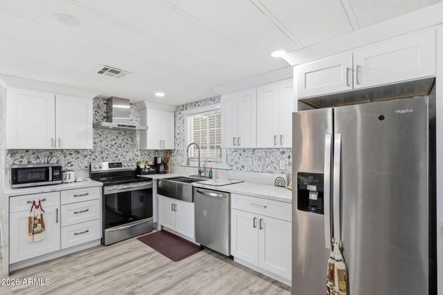 1621 E Villa Rita Drive, Phoenix, AZ 85022