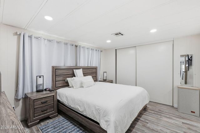 1621 E Villa Rita Drive, Phoenix, AZ 85022