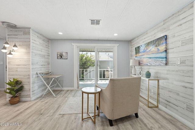 1621 E Villa Rita Drive, Phoenix, AZ 85022