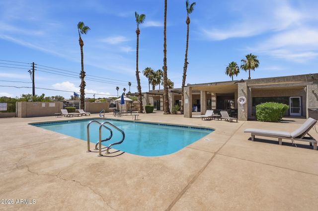 1621 E Villa Rita Drive, Phoenix, AZ 85022