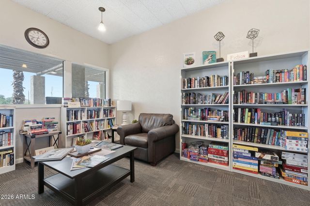 1621 E Villa Rita Drive, Phoenix, AZ 85022