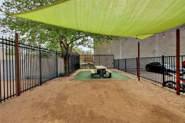 909 Reinli ST 228, Austin, TX 78751