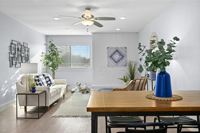 909 Reinli ST 228, Austin, TX 78751