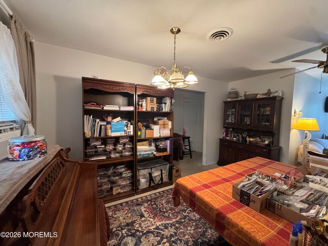7 Chelsea Drive, Whiting, NJ 08759