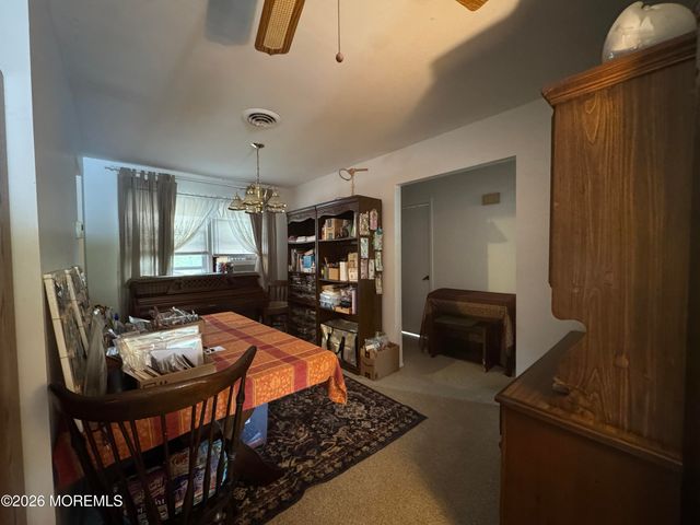 7 Chelsea Drive, Whiting, NJ 08759