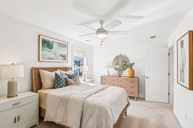 455 Eagleview Drive, Moncks Corner, SC 29461