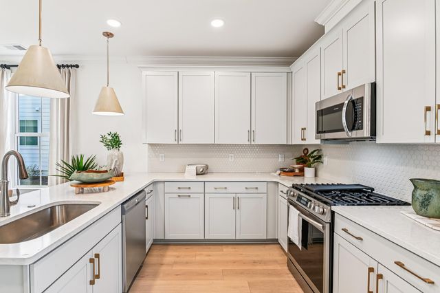 455 Eagleview Drive, Moncks Corner, SC 29461