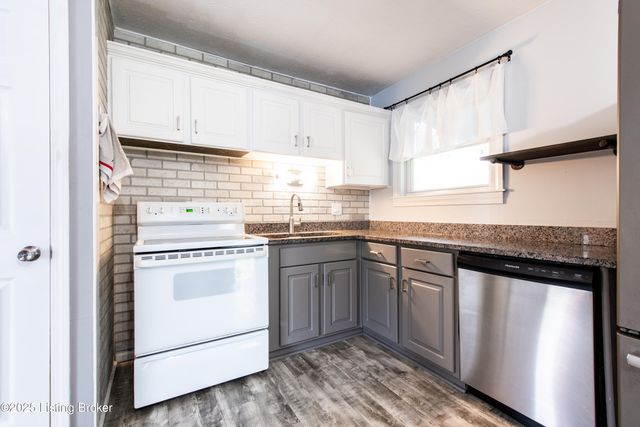 311 Oxford Ln, Louisville, KY 40229